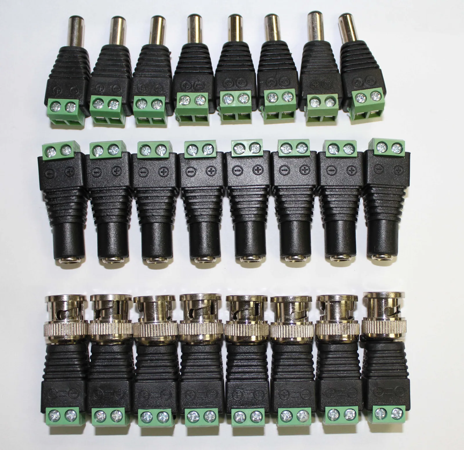 4CH Camera Connectors for Cat5 Cable. CAT5 TO BNC Passive Video and Power Balun (image for) 4CH Camera Connectors for Cat5 Cable. CAT5 TO BNC Passive Video and Power Balun